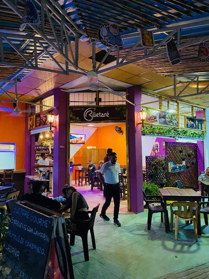 Tambo Hostel 莱蒂西亚 外观 照片