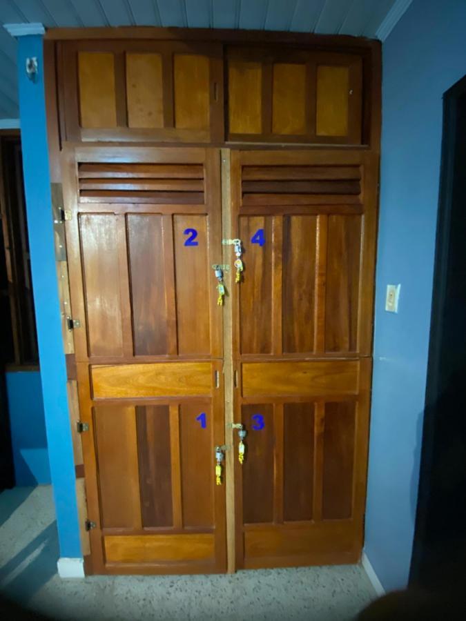 Tambo Hostel 莱蒂西亚 外观 照片