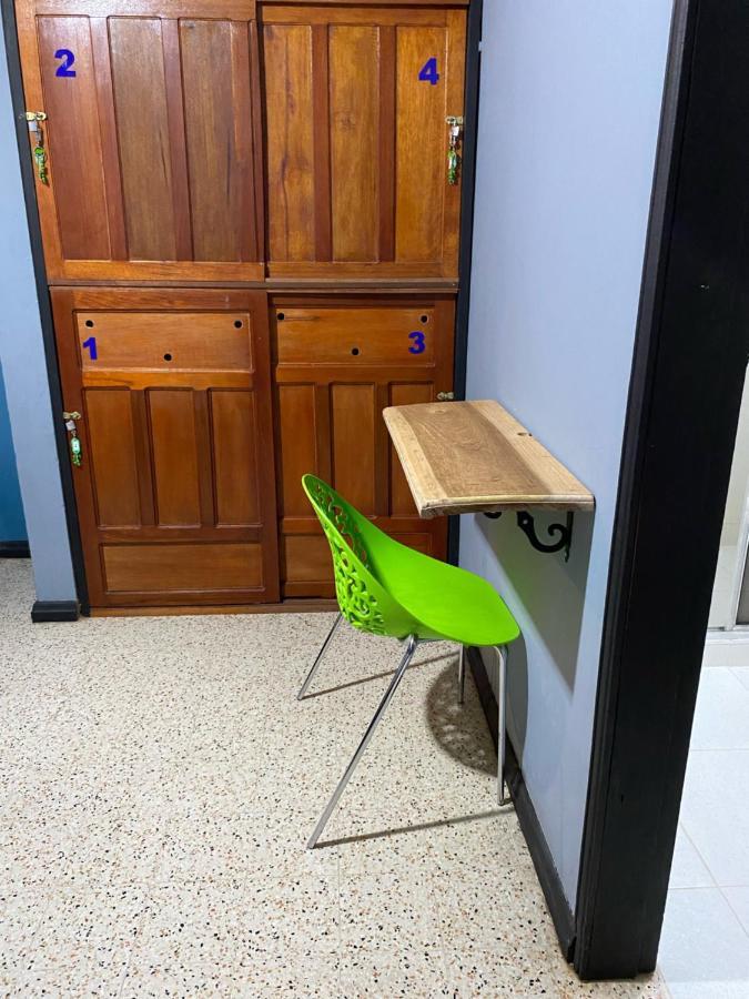 Tambo Hostel 莱蒂西亚 外观 照片