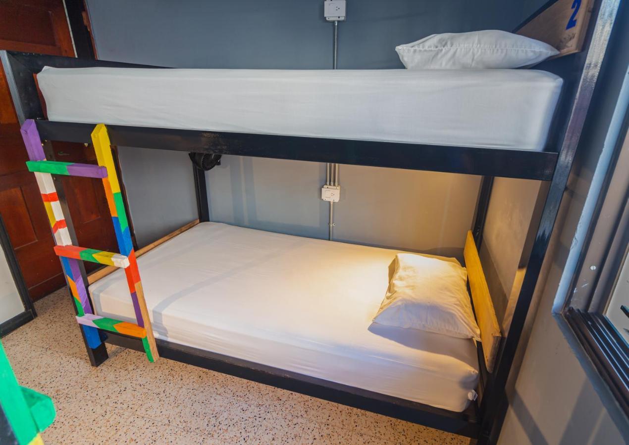 Tambo Hostel 莱蒂西亚 外观 照片