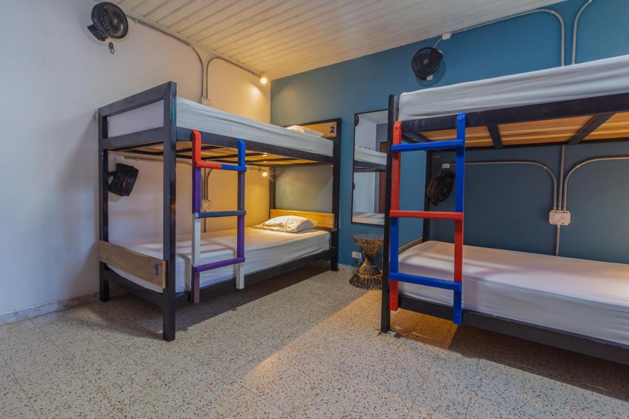 Tambo Hostel 莱蒂西亚 外观 照片