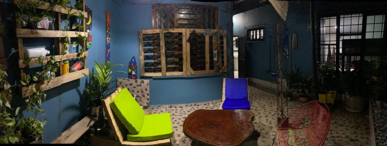 Tambo Hostel 莱蒂西亚 外观 照片